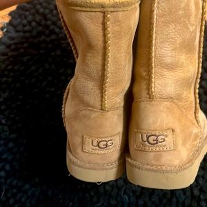 Ugg Boots Girls Size 13 Waterproof